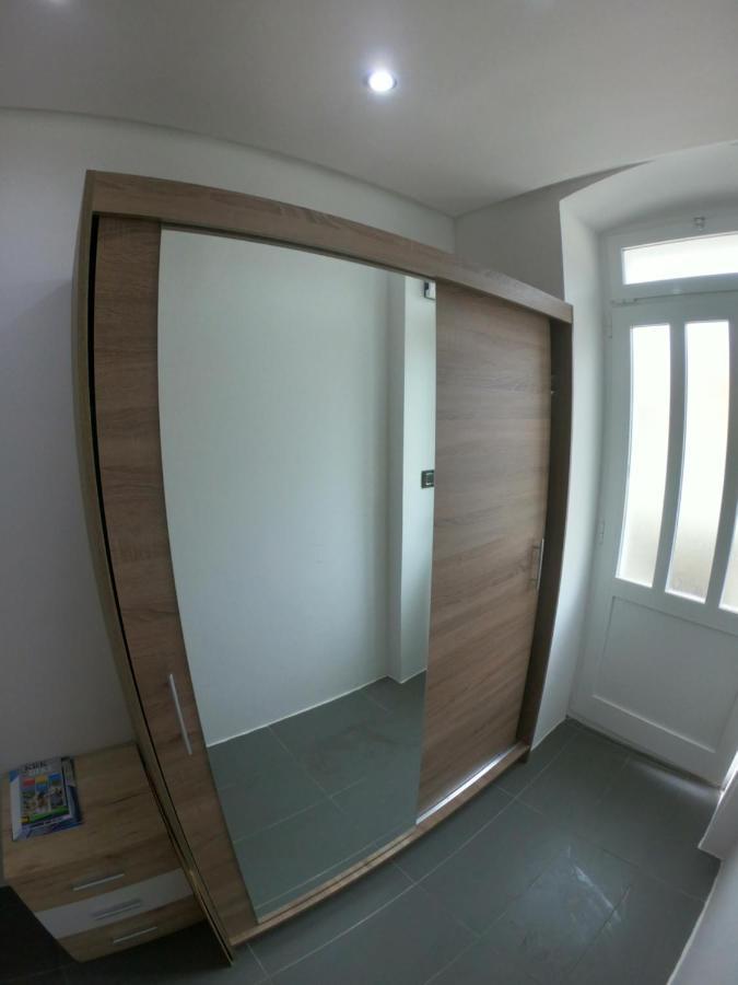 Apartmani Majetic Omisalj Luaran gambar